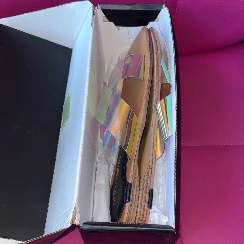 Fashion Nova Off Duty Flat Sandals Size 9